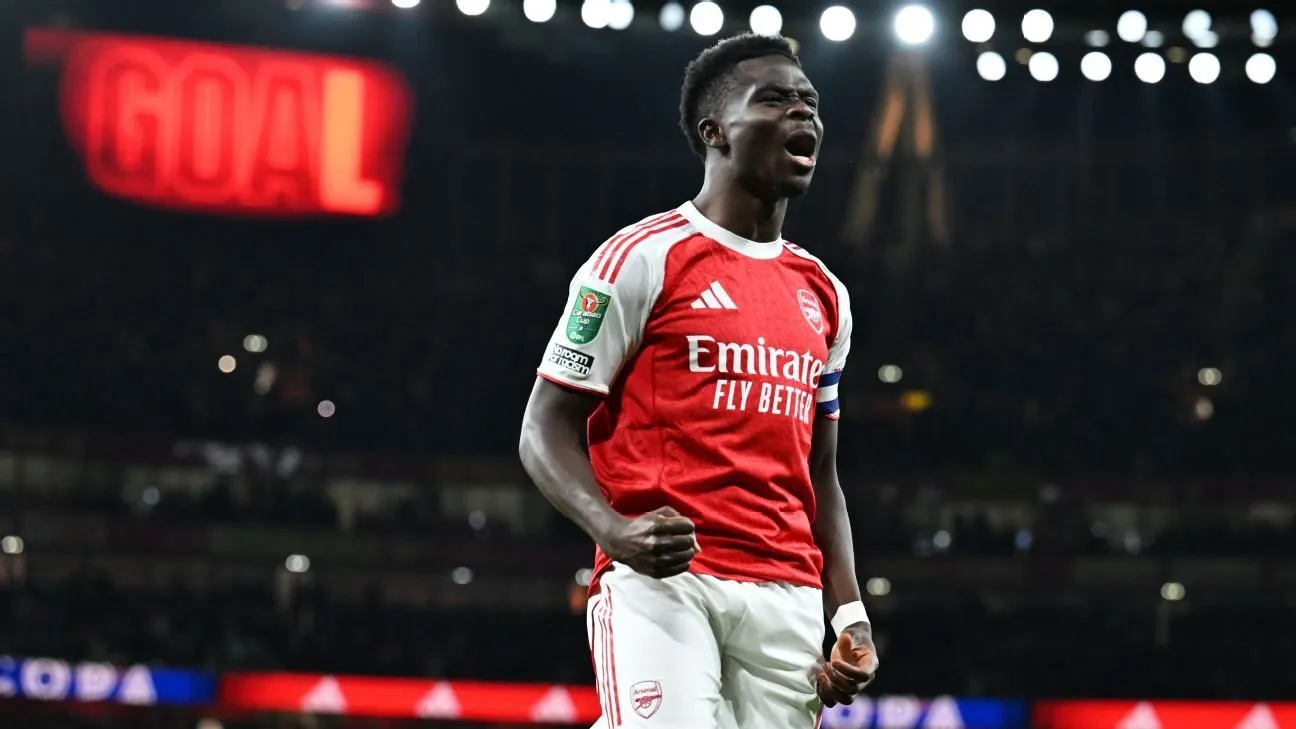 Saka đang cực cháy